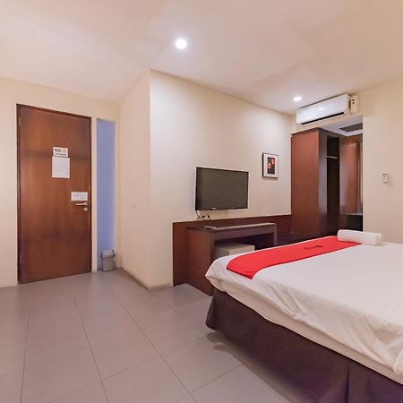 Reddoorz Plus @ Cipaganti Street 3 반둥 외부 사진